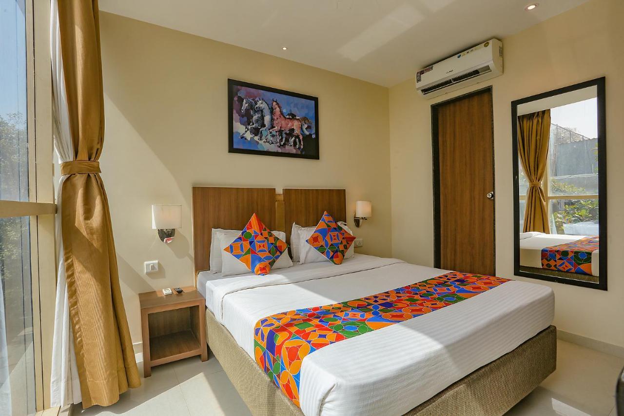 FabHotel Royal International Mumbai Exterior foto